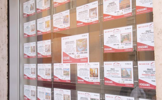 W tym roku chętnych na zamieszkanie w ciepłym kraju, gdzie słońce świeci 300 dni w roku, przybywa ze