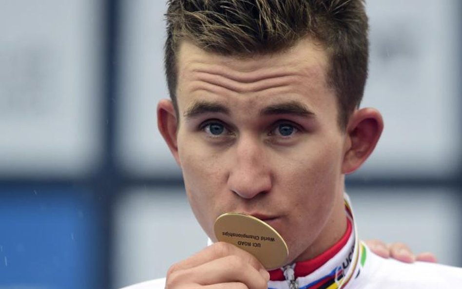 Michał Kwiatkowski ze złotym medalem za mistrzostwo świata