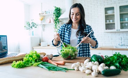 Według badaczy efekt stosowania diety roślinnej wynikał z poprawy funkcjonowania komórek naczyń krwi