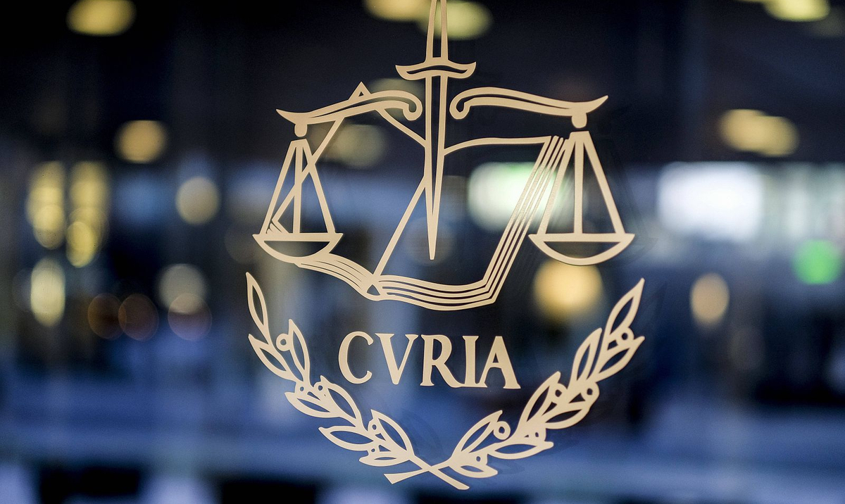 CJUE: Un judecător poate revizui conformitatea unei prevederi cu dreptul UE chiar și după o hotărâre a Curții Constituționale