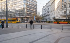 Do miejskiej tkanki powróci przejście dla pieszych, które połączy sztucznie rozciętą ulicę Bracką