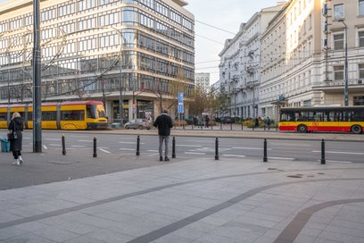 Do miejskiej tkanki powróci przejście dla pieszych, które połączy sztucznie rozciętą ulicę Bracką