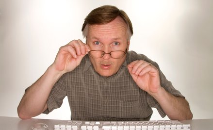 Urzędnik czuł się za mało doceniony i poszedł do sądu