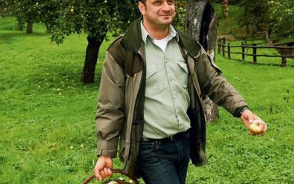 Jarosław Pająkowski odtwarza tradycyjne sady