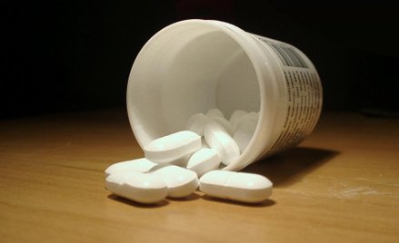 Według aptekarzy farmaceutyki nie powinny być sprzedawane na stacjach benzynowych.