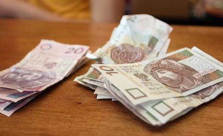 Za przepracowany dzień pensja się należy