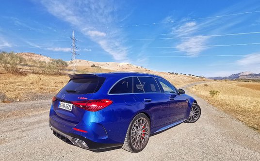 Mercedes-AMG C 63S E-Performance