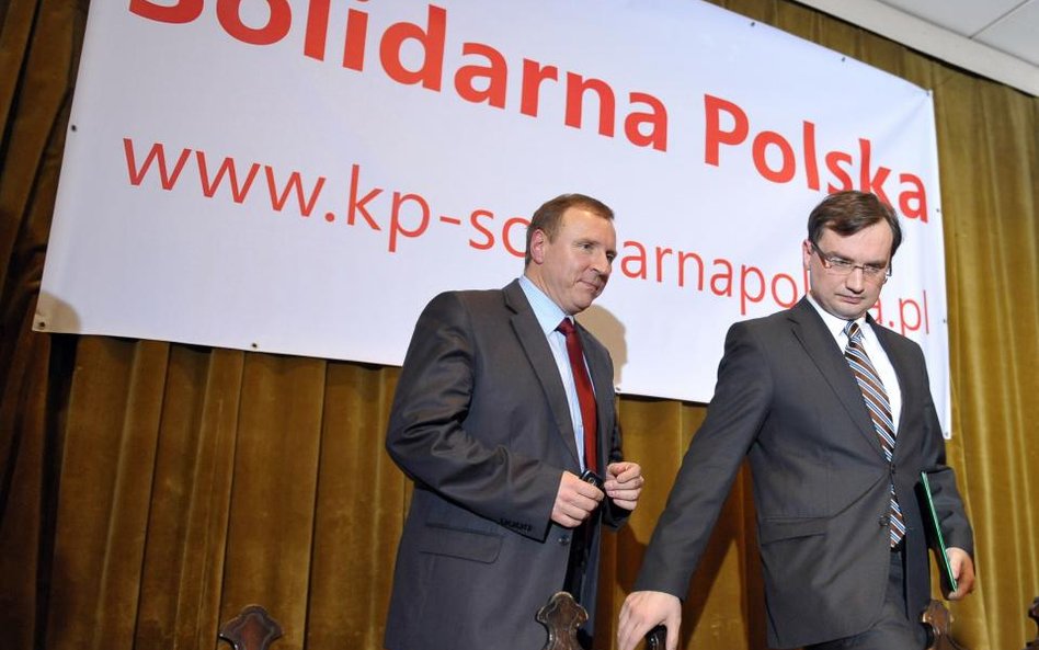 „Solidarna Polska” robi zwrot. I chce wziąć Kaczyńskiego w „kleszcze”