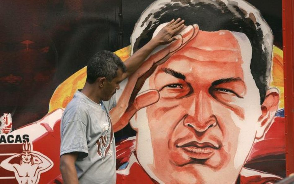 Naród poparł Chaveza?