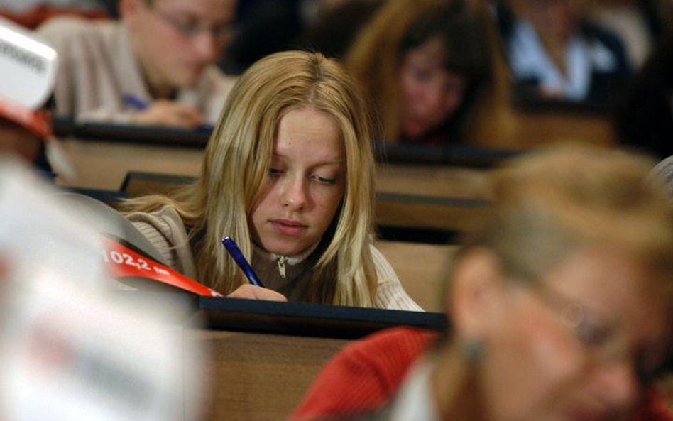 Dwoje laureatów Ogólnopolskiego Dyktanda. Nie pomogła dogrywka