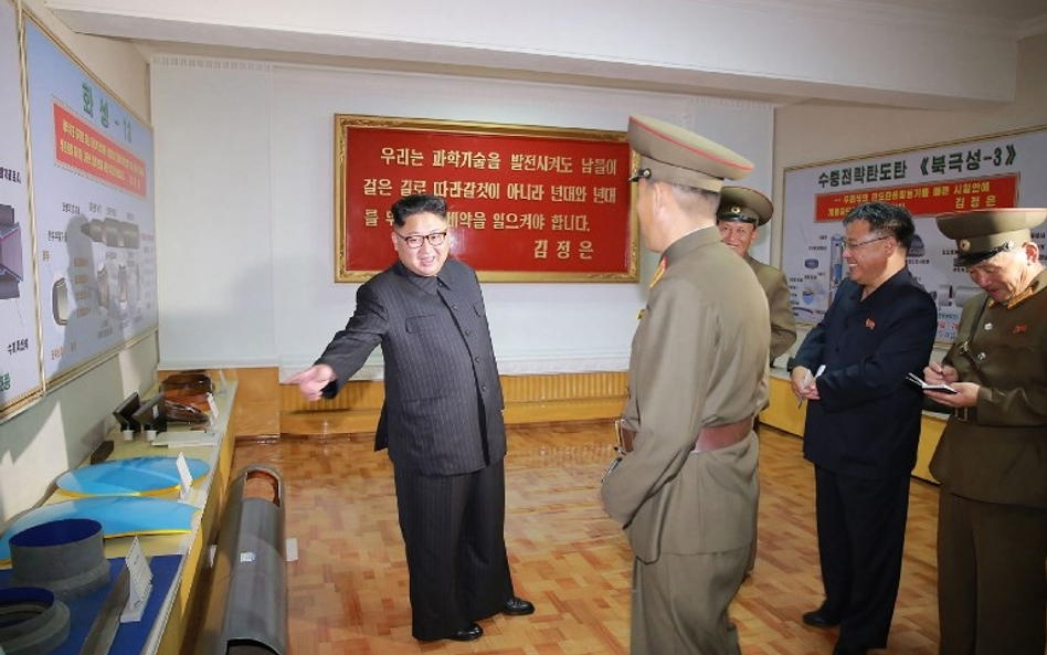 Zdjęcie zdradza plany rakiet Kim Dzong Una