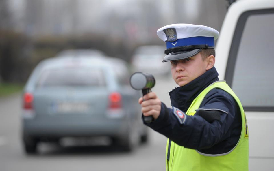 Mandat za przekroczenie prędkości z Iskry - sąd odmawia wszczęcia postępowania