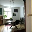 Sprzedają się małe i tanie