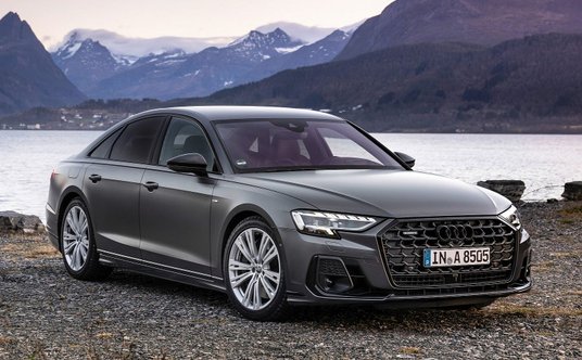 Zmodernizowane Audi A8