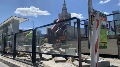 Prace na torowisku tramwajowym Metro Świętokrzyska