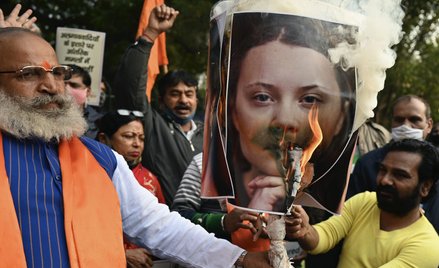 Indie: Spalono wizerunek Grety Thunberg. "Jest częścią spisku"