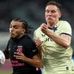 Akim Zedadka z Sabah i Lukas Provod ze Slavii Praga