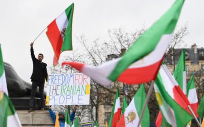 Irańska opozycja w weekend demonstrowała w Paryżu