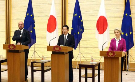 Charles Michel, Fumio Kishida i Ursula von der Leyen