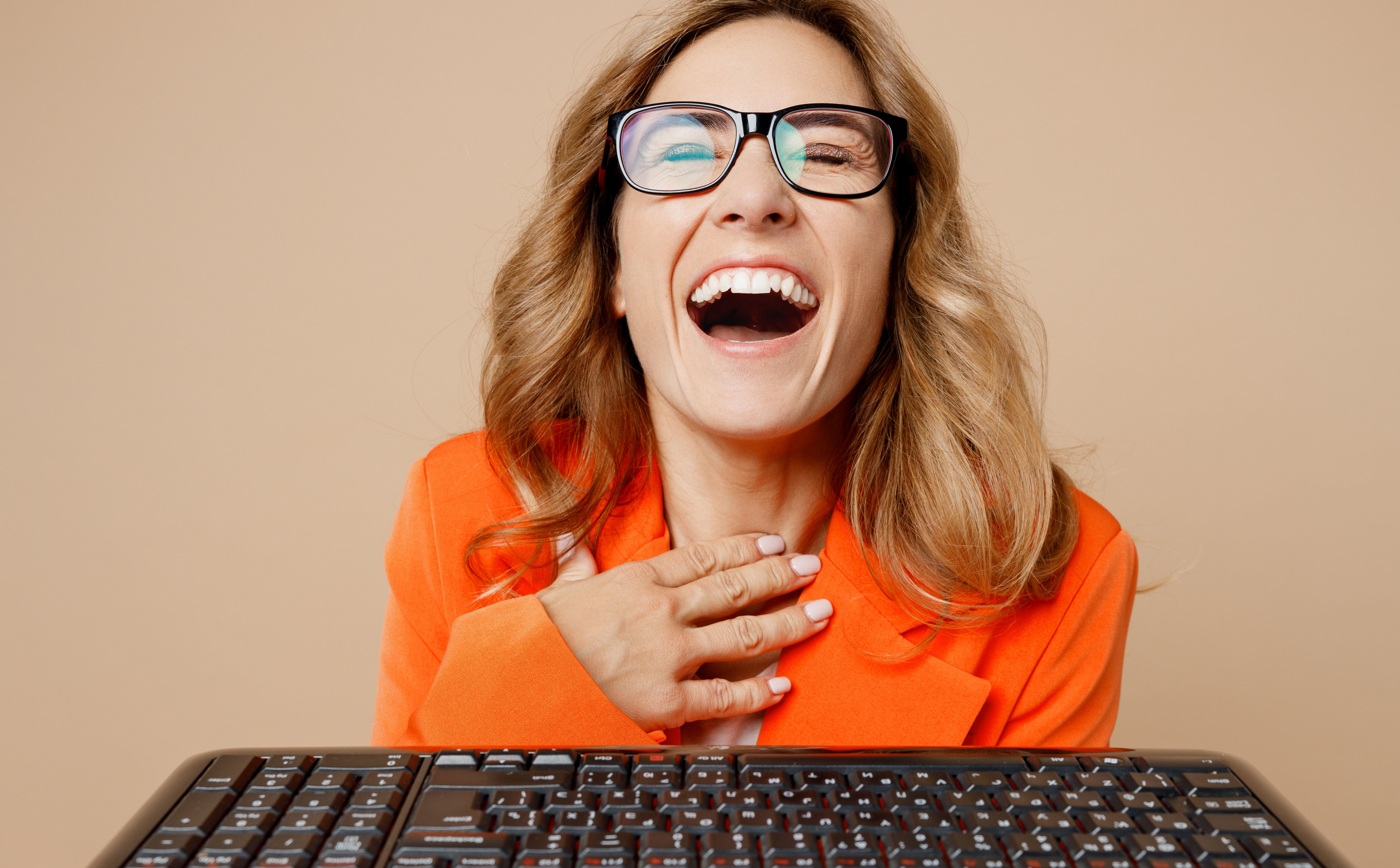 Koniec z fałszywymi uśmiechami. AI pozna uczucia człowieka