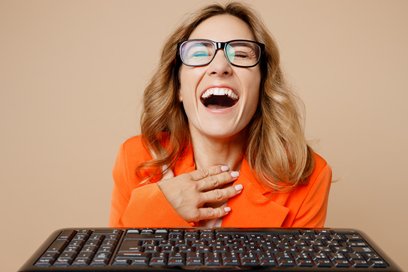 Celem konkursu jest twórcze i humorystyczne spojrzenie na Warszawę