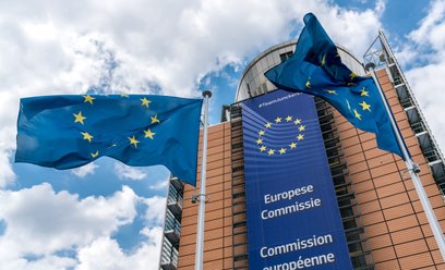 Berlin i Paryż walczą ostro z konkurencją z Chin. Domagają się większej ochrony biznesu