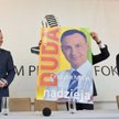 Kandydat PiS na urząd prezydenta RP Andrzej Duda (L) i eurodeputowany Kazimierz M. Ujazdowski (P) po