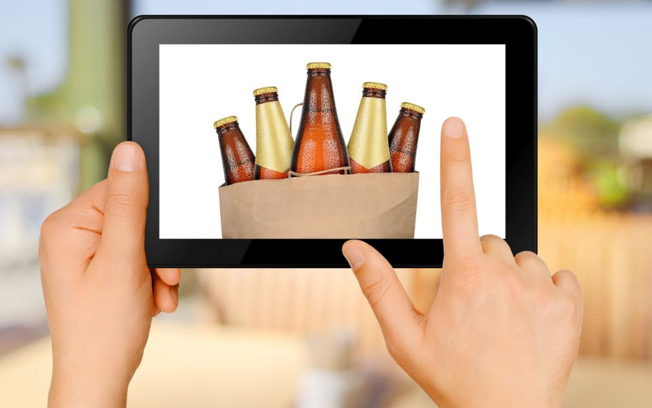 Pizzeria straciła pozwolenie na alkohol przez sprzedaż piwa w Internecie