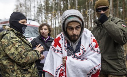 Reportaż AFP z granicy. „Coś, czego nie życzysz najgorszemu wrogowi, koszmar”