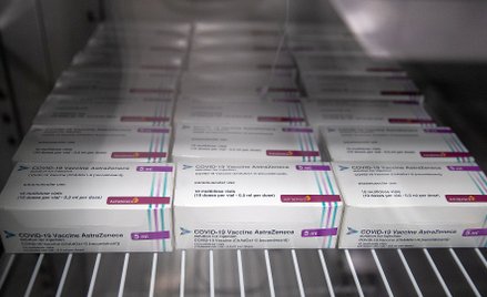 AstraZeneca zapowiada mniejszą dostawę szczepionek do UE - o ponad 60 proc.