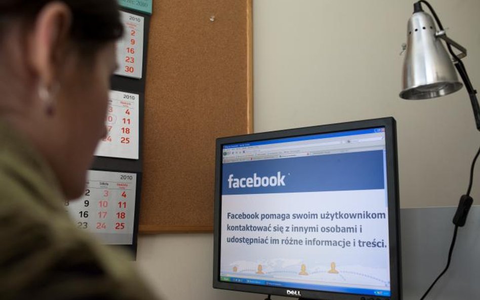 Bangladesz: blokada Facebooka zniesiona
