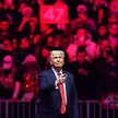 Donald Trump lubi widzieć swoje nazwisko na apartamentowcach, kasynach czy polach golfowych, których