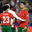 Cristiano Ronaldo (z prawej) wciąż gra w reprezentacji Portugalii, choć niektórzy uważają, że bierze