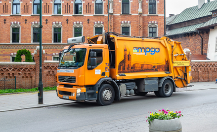 Prawie 60 proc. odpadów zbiera się obecnie jako odpady zmieszane, czyli w czarnym worku