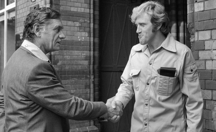 Sierpień 1976: Jacek Gmoch (z prawej) przejmuje władzę nad reprezentacją Polski od Kazimierza Górski