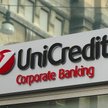 UniCredit tnie etaty