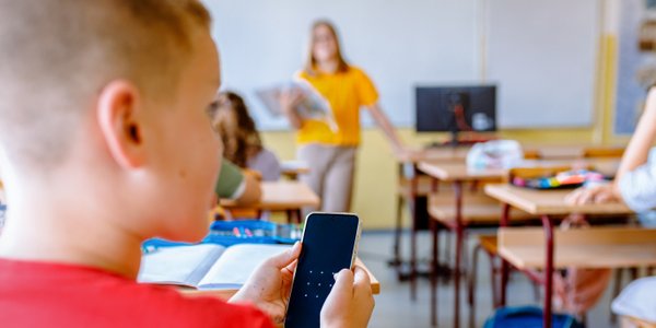 School smartphone ban from September — teachers lack effective enforcement tools