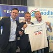 Od lewej: Michał Kaczmarzyk, prezes Ryanaira na Polskę, Jacek Kowalski, pełniący obowiązki prezes lo