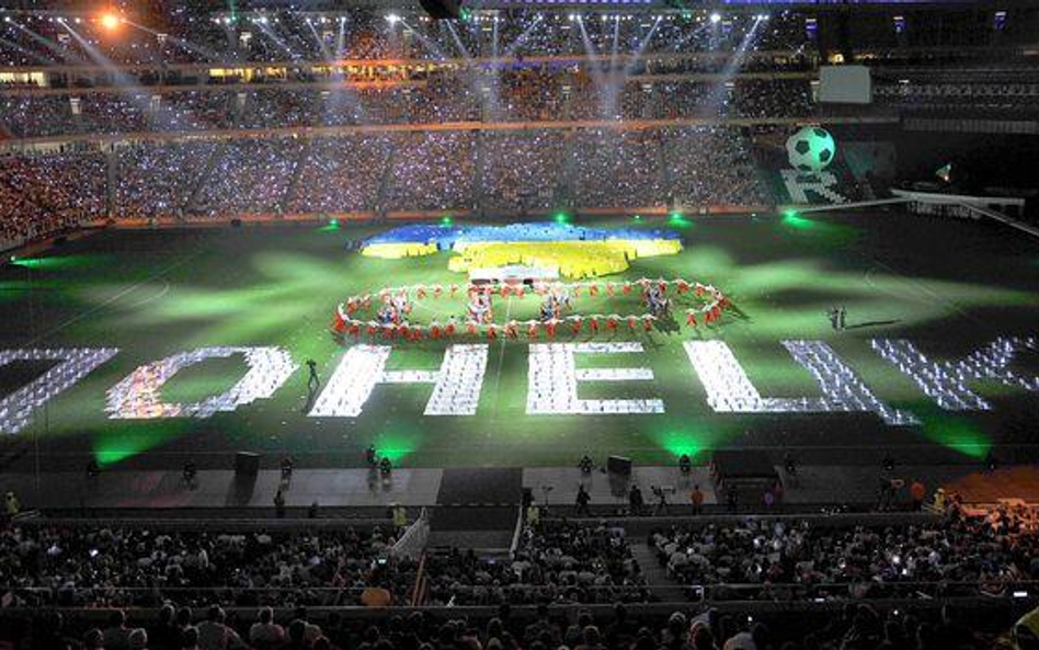 Ceremonia otwarcia najnowocześniejszego stadionu piłkarskiego w Europie - Donbas Areny. To drugi w p