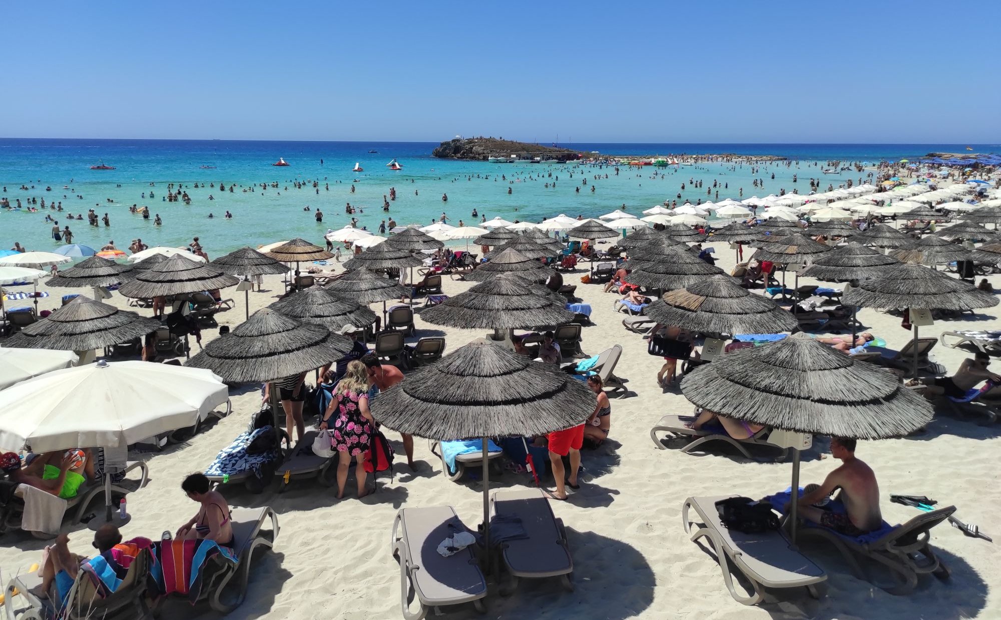 Urlopowe wybory Polaków. „Cena jest ważna, ale liczy się też całokształt doświadczenia”