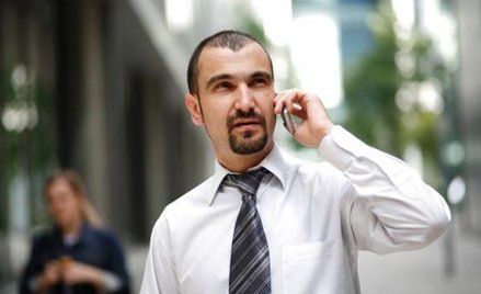 Służbowy telefon - gdy pracownik dopłaca do rachunku