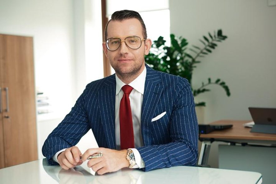 Dawid Jakubowicz prezes Ciechu Producent sody chce jeszcze w tym roku zakończyć budowę fabryki soli 