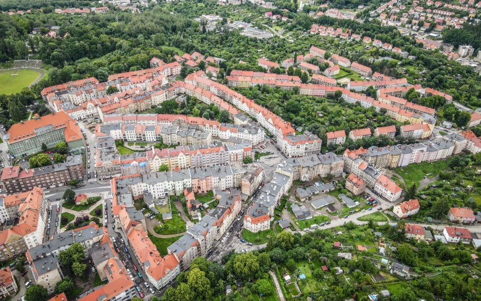 Wałbrzych - czy może rywalizować o mieszkańców z Wrocławiem?