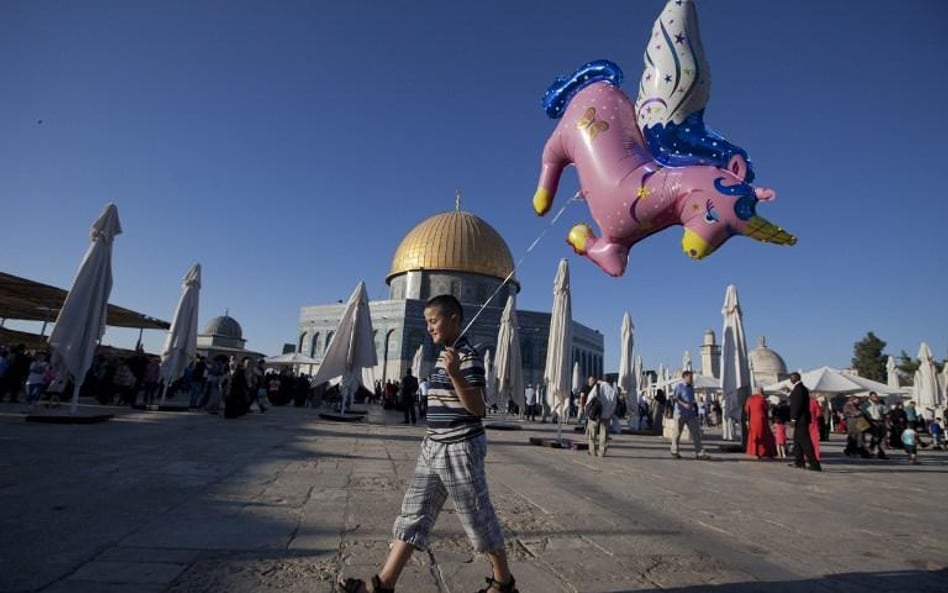 Muzułmanie świętują zakończenie Ramadanu