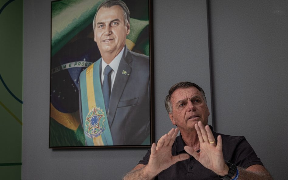 Jair Bolsonaro, były prawicowy prezydent Brazylii czuje się prześladowany przez ekipę Luiza Inacio L