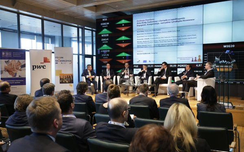 Rady nadzorcze spółek z GPW po lupą