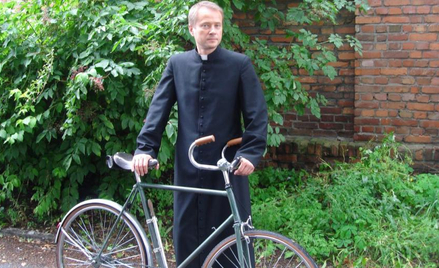 Ojciec Mateusz od lat promuje Sandomierz. Nie za darmo.