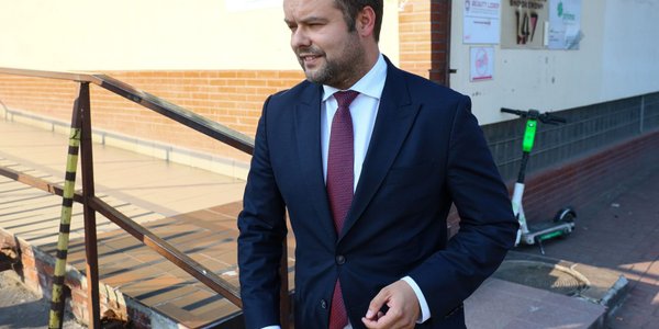 Po posiedzeniu KP PiS Rafał Bochenek studzi emocje: Stowarzyszenie Morawieckiego? Nie było tematu
