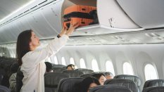 Umieszczenie bagażu w zamykanym schowku będzie kosztować od 18 dolarów