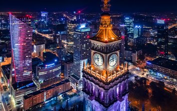 Warszawski Program Bezpiecznej Nocy został przygotowany przez ratusz na zlecenie Rady Warszawy